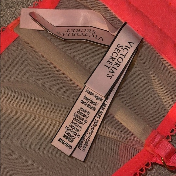 Victoria Secret Dream Angels (NWT) - Picture 3 of 3